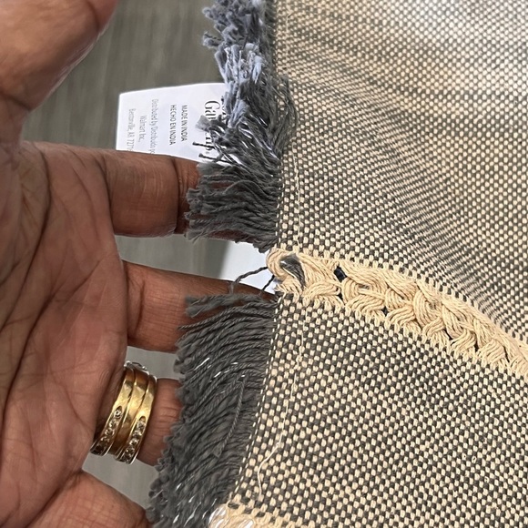 Better Homes & Gardens Woven Table Placemat with Fringe, Gray, 4 Piece Set - Picture 4 of 4